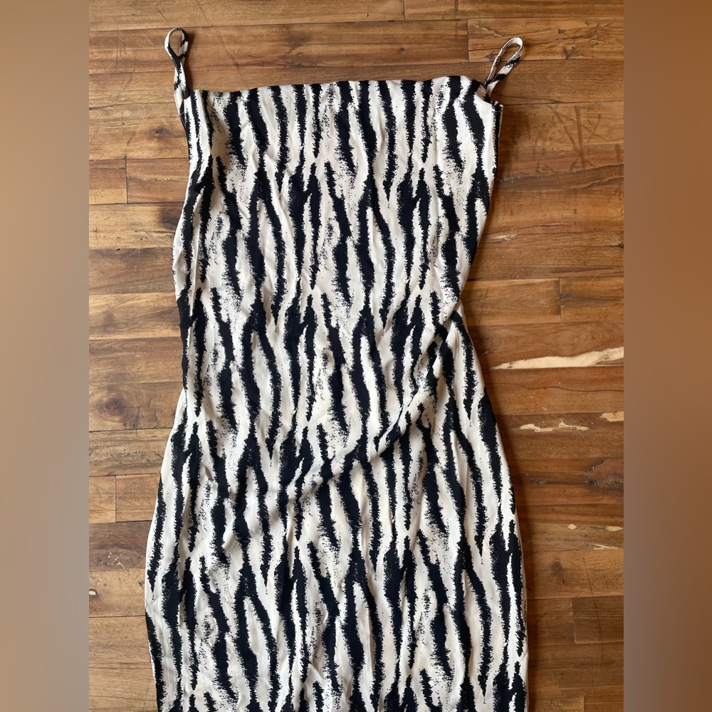 PrettyLittleThing Cowl Neck Zebra Print Maxi Dress